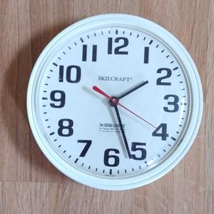 Clock the Chicago Lighthouse Skillcraft White Plastic Vintage Rare